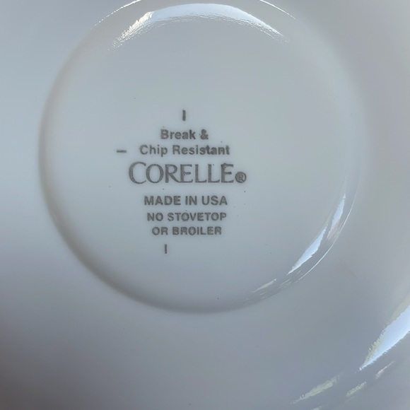 Corelle Floral Tea Coffee Cup and Saucer Set. 3 cups 4 saucers. Stoneware cups - Picture 3 of 8